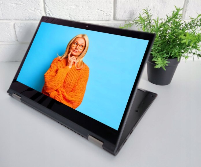Laptop Lenovo ThinkPad X390 Yoga i7 - zdjęcie produktu
